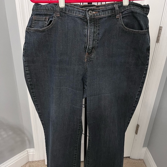 Venezia jeans size 20. - Picture 2 of 2